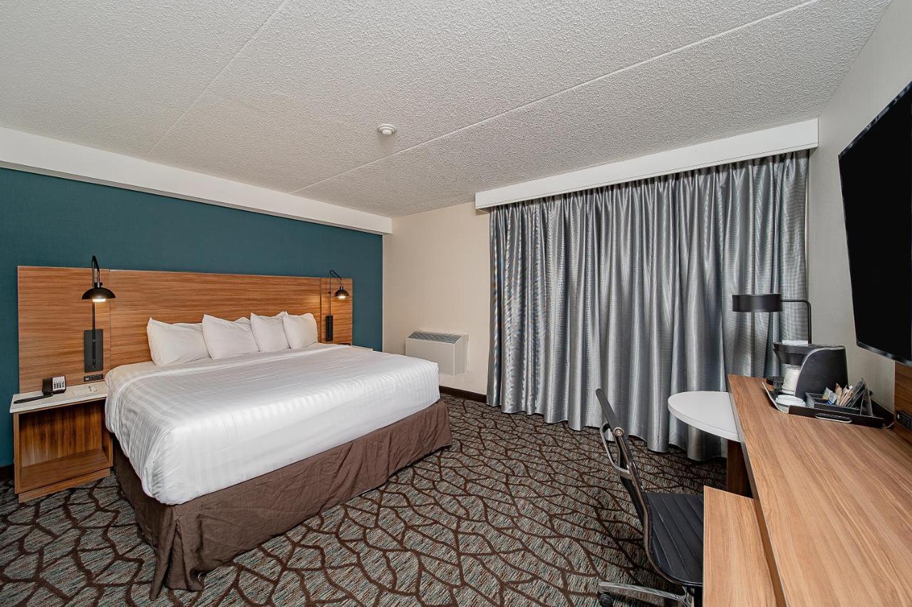 Wyndham Garden Niagara Falls Fallsview Екстер'єр фото