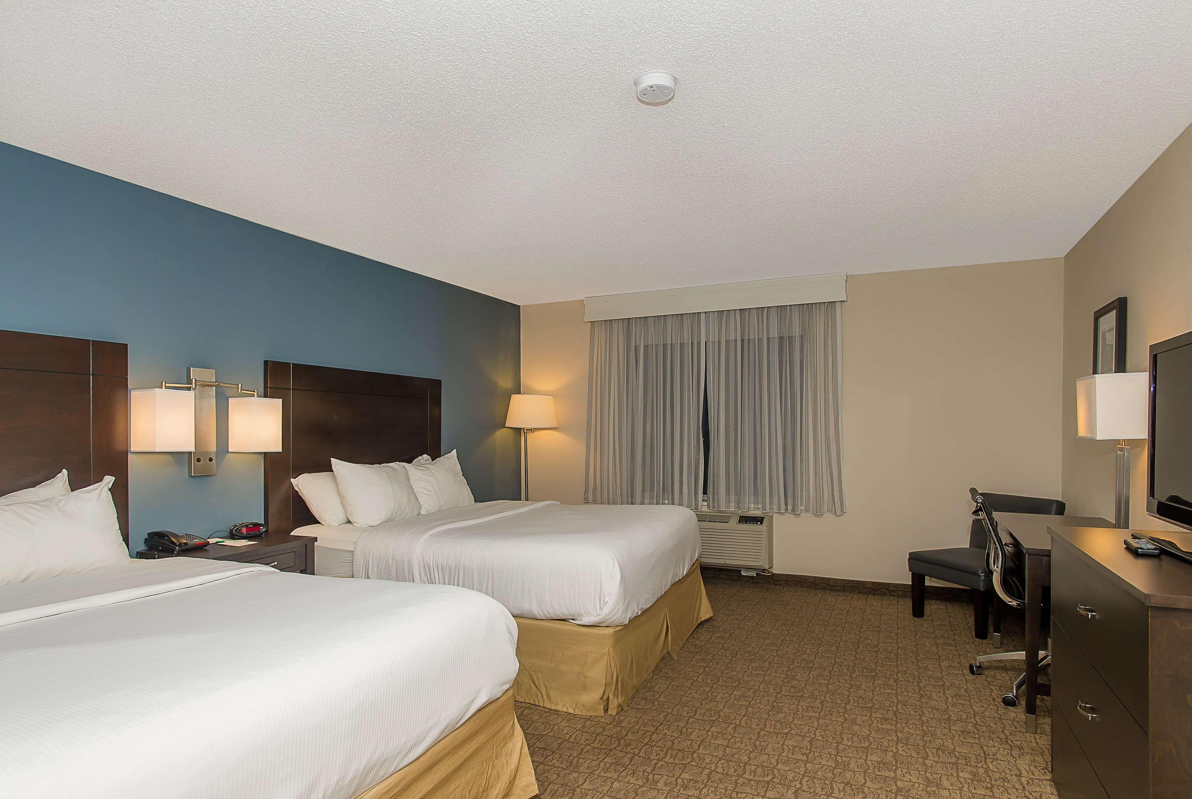 Wyndham Garden Niagara Falls Fallsview Екстер'єр фото