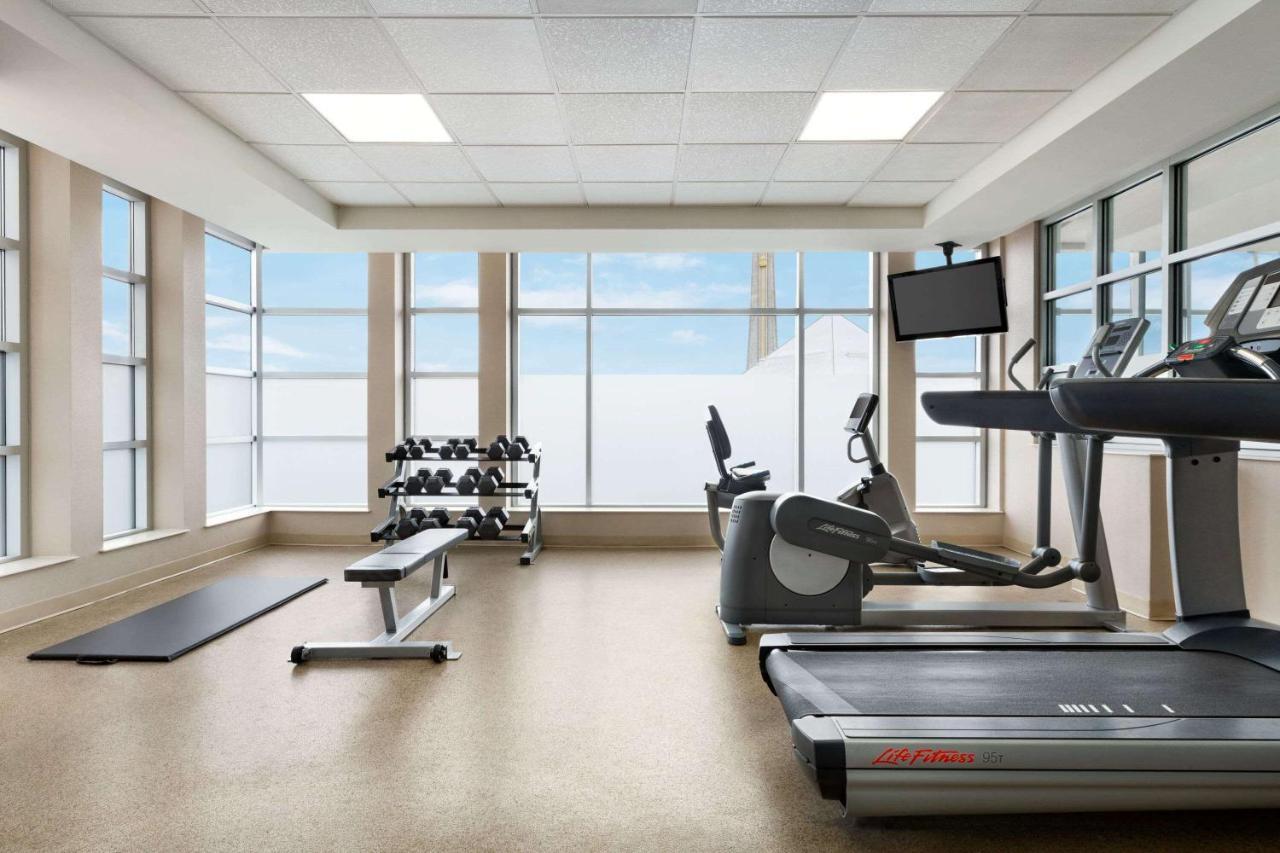 Wyndham Garden Niagara Falls Fallsview Екстер'єр фото