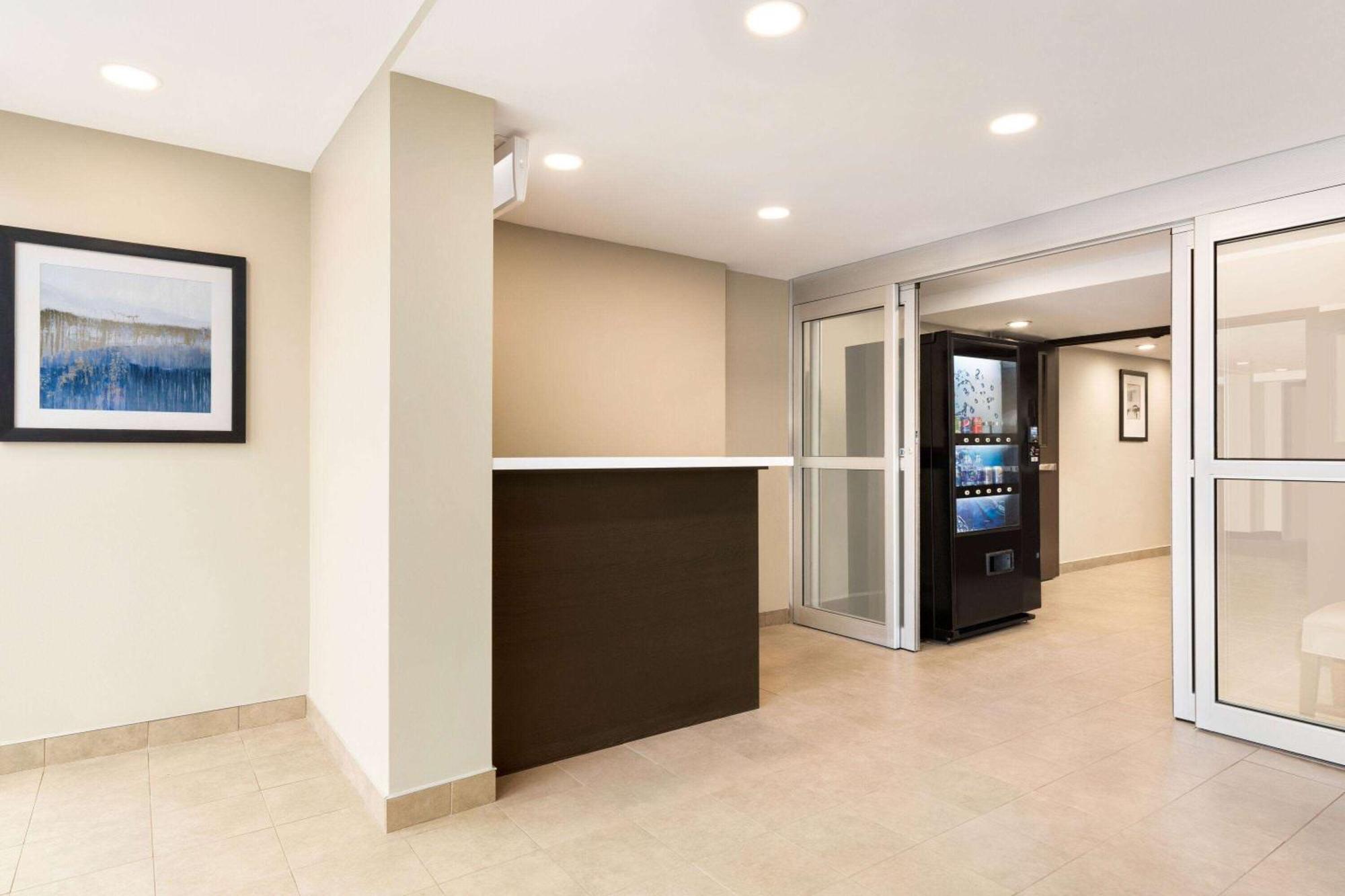 Wyndham Garden Niagara Falls Fallsview Екстер'єр фото